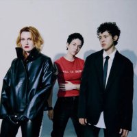 MUNA - Dancing On The Wall (Album Review) thumbnail