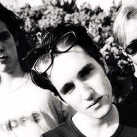 Ash Announce Expanded 30th Anniversary Reissue Of '1977' And Accompanying World Tour Dates thumbnail