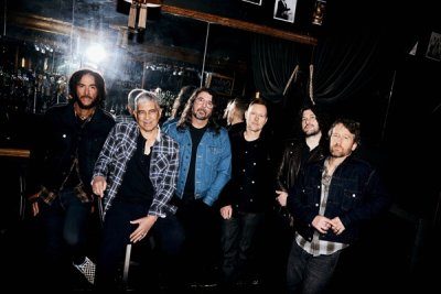 Foo Fighters Announce New Album 'Your Favorite Toy', Share Title Track thumbnail