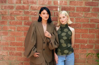 Maisie Peters Shares New Single Kingmaker Featuring Julia Michaels thumbnail