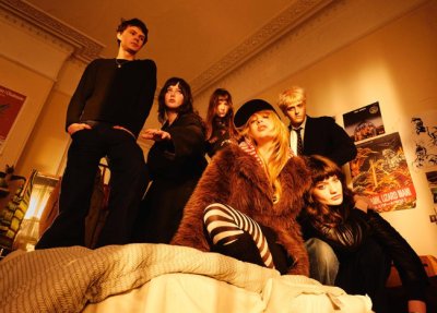 Man/Woman/Chainsaw Announce Debut Album 'Cannonball' With New Single Nosedive thumbnail