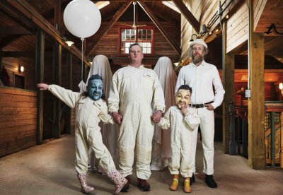 Modest Mouse Announce Eighth Album 'An Eraser And A Maze' With New Single Picking Dragon's Pockets thumbnail