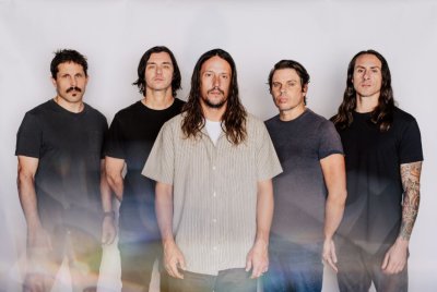SAOSIN Return With First Single In Over A Decade Starting Over Again thumbnail