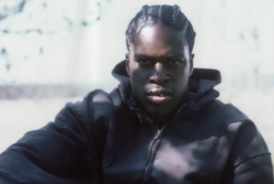 Daniel Caesar Announces Debut North American Arena Tour For Summer thumbnail