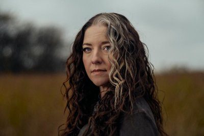 Ashley McBryde Announces Fifth Studio Album 'Wild', Posts New Single Bottle Tells Me So thumbnail
