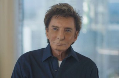 Barry Manilow Announces First New Studio Album In Almost 15 Years 'What A Time' thumbnail