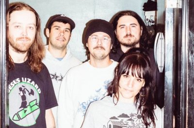 Gouge Away Sign Deal With Run For Cover Records And Share New Single Figurine thumbnail