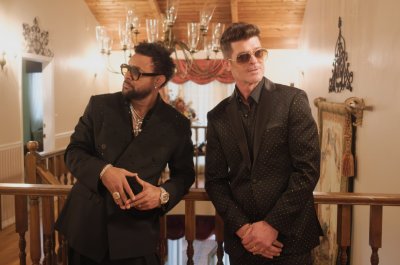 Shaggy Announces New Album 'Lottery' With Lead Single Looking Lovely Featuring Robin Thicke thumbnail