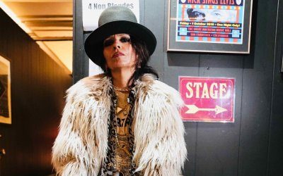 Linda Perry Announces First Solo Album In Over 25 Years 'Let It Die Here' With Lead Single Beautiful thumbnail