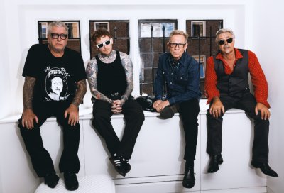 Sex Pistols Featuring Frank Carter Plot Winter UK And Ireland Dates For Anarchy In The U.K. Tour thumbnail
