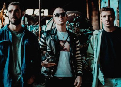 Two Door Cinema Club Announce 'Tourist History' 15th Anniversary Show At  Madison Square Garden thumbnail