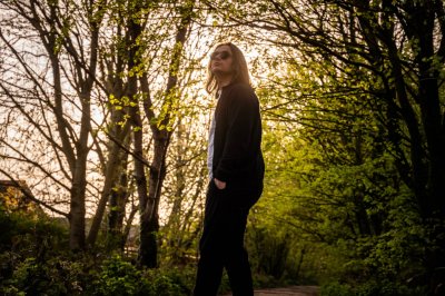 Jamie Webster Announces Fourth Album 'Running Round The Sun' And Accompanying UK Tour For September thumbnail