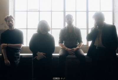 Gilla Band Return With First New Single In Four Years Giraffe thumbnail