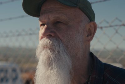 Seasick Steve Previews 'The Last Season Of America' With New Single Bootstraps thumbnail