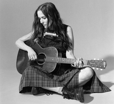 Margaret Glaspy Announces New Album 'I Am Both', Confirms Autumn UK & Ireland Tour thumbnail
