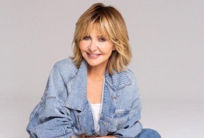 Lulu Announces First Studio Album In Over A Decade 'Let The Girl Sing Out' thumbnail