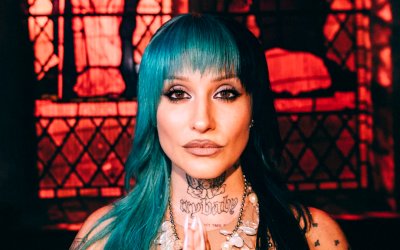 RØRY Announces Sophomore Album 'BLOODLETTING' With New Single Strange thumbnail