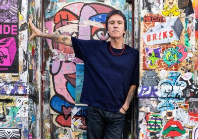 Johnny Marr Postpones Autumn London Show At OVO Arena Wembley thumbnail