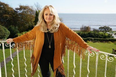 Rock Singer Bonnie Tyler Dies Aged 75 thumbnail