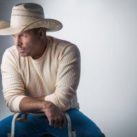 Garth Brooks Announces Blame It All On My Roots North American Arena Tour thumbnail
