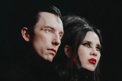 Satanic Doo-Wop Duo Twin Temple Share Title Track From Upcoming Third Album 'Doomed Lovers' thumbnail