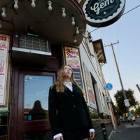Julia Jacklin Posts Second Single I Wish Featuring The Maes From Upcoming Album 'The Gem' thumbnail