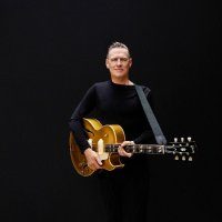Bryan Adams Releases New Single The Ballad of Terry Fox thumbnail
