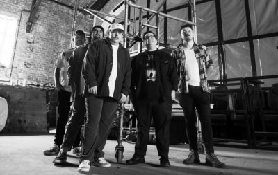 Modern Neutrals Share New Single Beach Theatre thumbnail