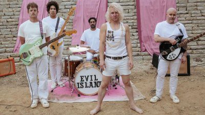 Evil Island Team Up With Sleigh Bells' Alexis Krauss For New Single Melted Heart thumbnail