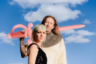 Sylvan Esso Announce First Album In Four Years 'Ow âˆž', Share New Single Concrete Glen thumbnail