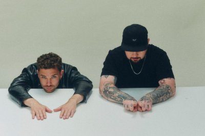 Royal Blood Announce Fifth Album 'Dead Company' With New Single Ten Over Ten thumbnail