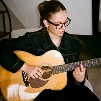 Allie Sherlock artist image