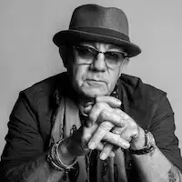 Bernie Taupin