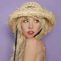 Carly Rae Jepsen artist image