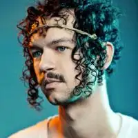 Darwin Deez artist image