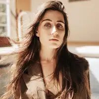 Dodie artist image