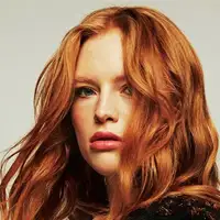 Freya Ridings artist image