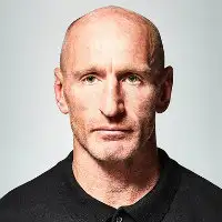 Gareth Thomas artist image