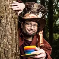 Gary Delaney artist image