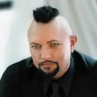 Geoff Tate artist image