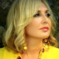 Googoosh artist image