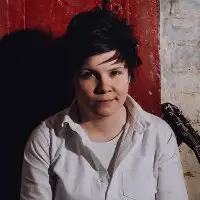 Grace Petrie artist image