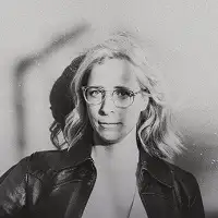 Laura Veirs artist image