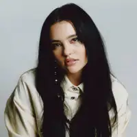 Lauren Spencer Smith artist image