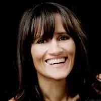 Nina Conti artist image