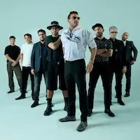 No Te Va Gustar tour image
