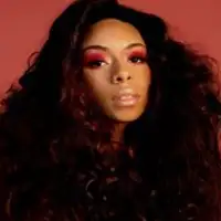 Ravyn Lenae artist image
