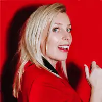 Sara Pascoe artist image