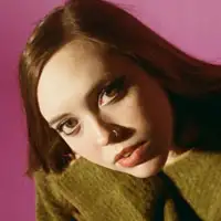 Soccer Mommy artist image