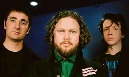 Alt J